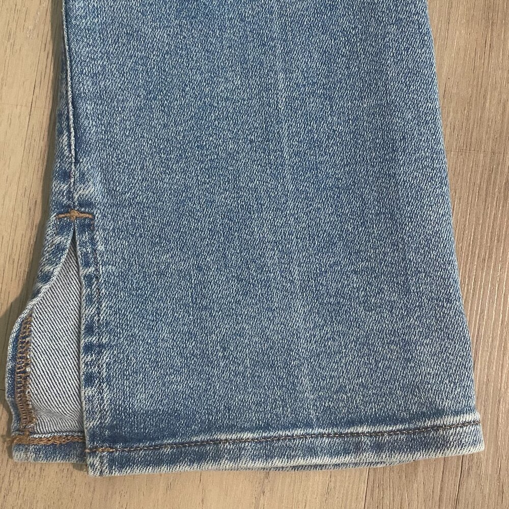 Express Mid Rise Flare Jeans Light Wash Size 4 Short Petite Vent Hem - Picture 10 of 11